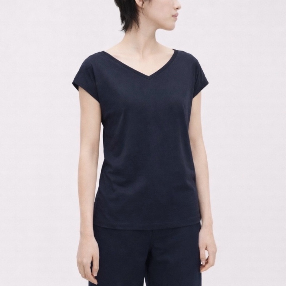 COS Navy Lyocell Cotton V-Neck Tee Minimalist Short Sleeve | NWT